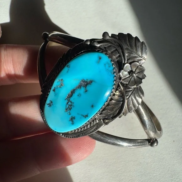 Vintage Navajo Signed MB Sterling Silver and Turquoise cuff Bracelet